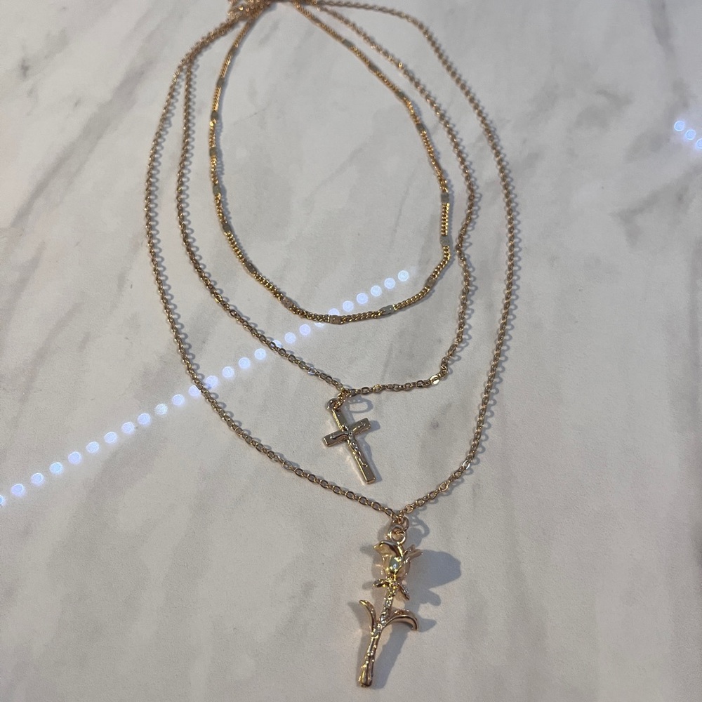 3 layered gold necklace
